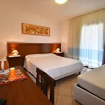 ホテル Il Girasole 3*